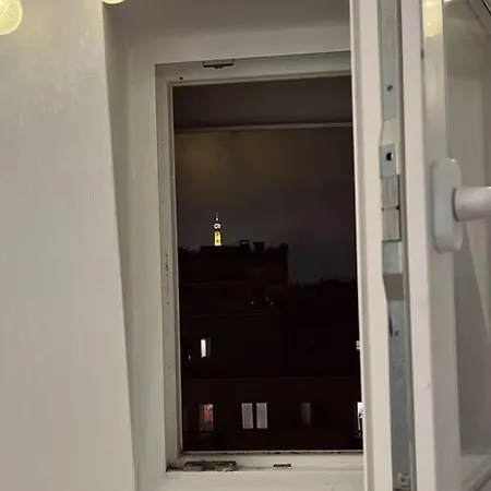 T2 - Vue Tour Eiffel Paris